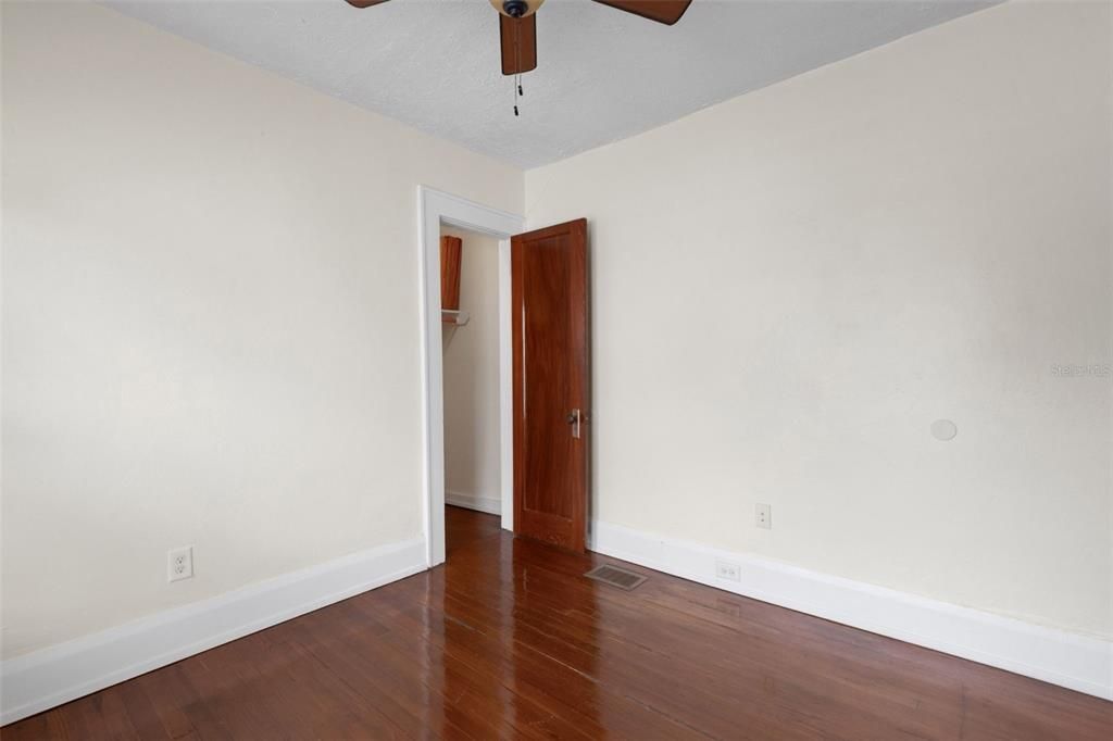 For Sale: $410,000 (4 beds, 0 baths, 2224 Square Feet)
