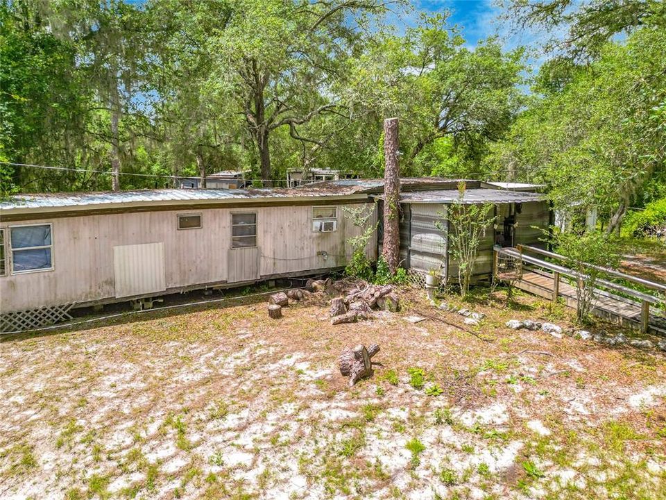 Active With Contract: $99,000 (2 beds, 1 baths, 768 Square Feet)