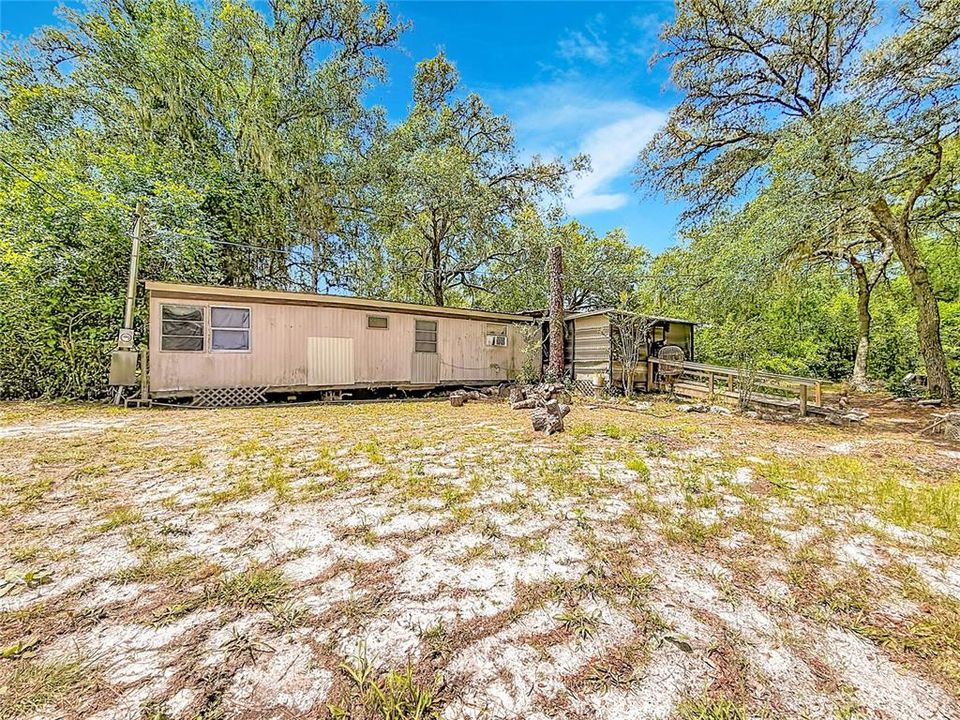 Active With Contract: $99,000 (2 beds, 1 baths, 768 Square Feet)