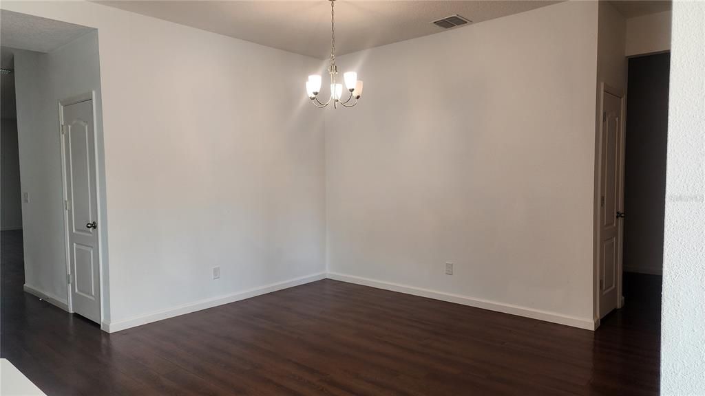 В аренду: $2,600 (4 спален, 2 ванн, 2121 Квадратных фут)