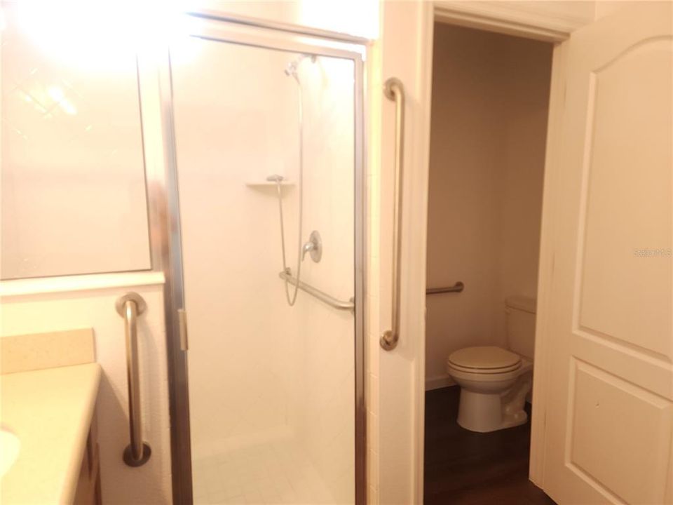 В аренду: $2,600 (4 спален, 2 ванн, 2121 Квадратных фут)