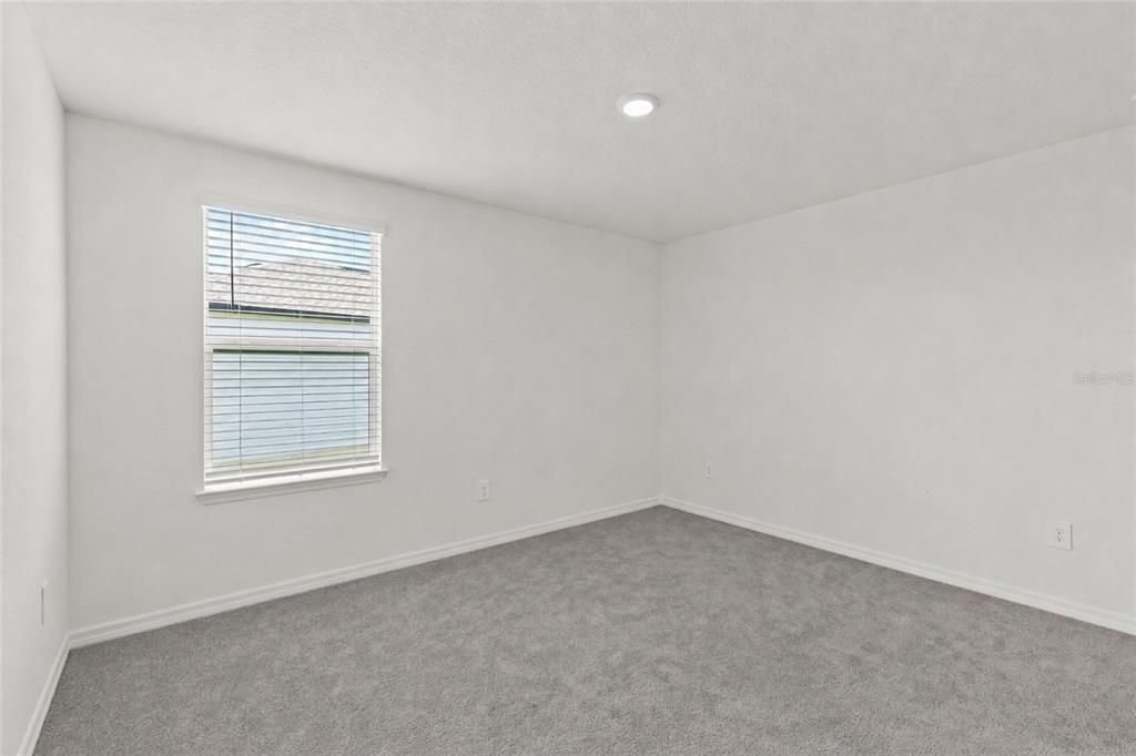 En Venta: $385,000 (5 camas, 2 baños, 2389 Pies cuadrados)