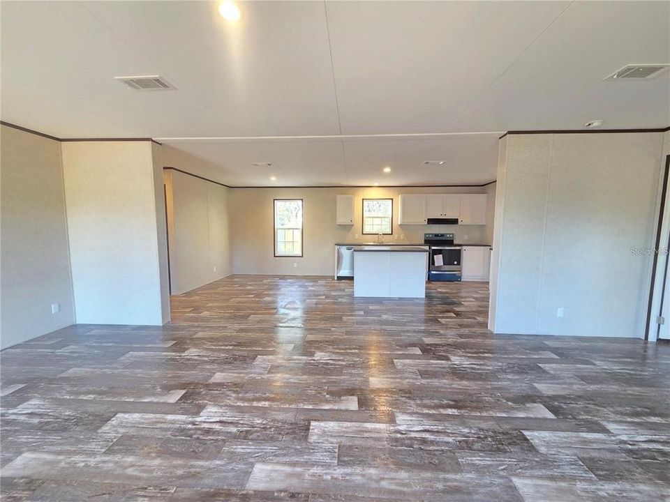 For Sale: $239,990 (3 beds, 2 baths, 1530 Square Feet)