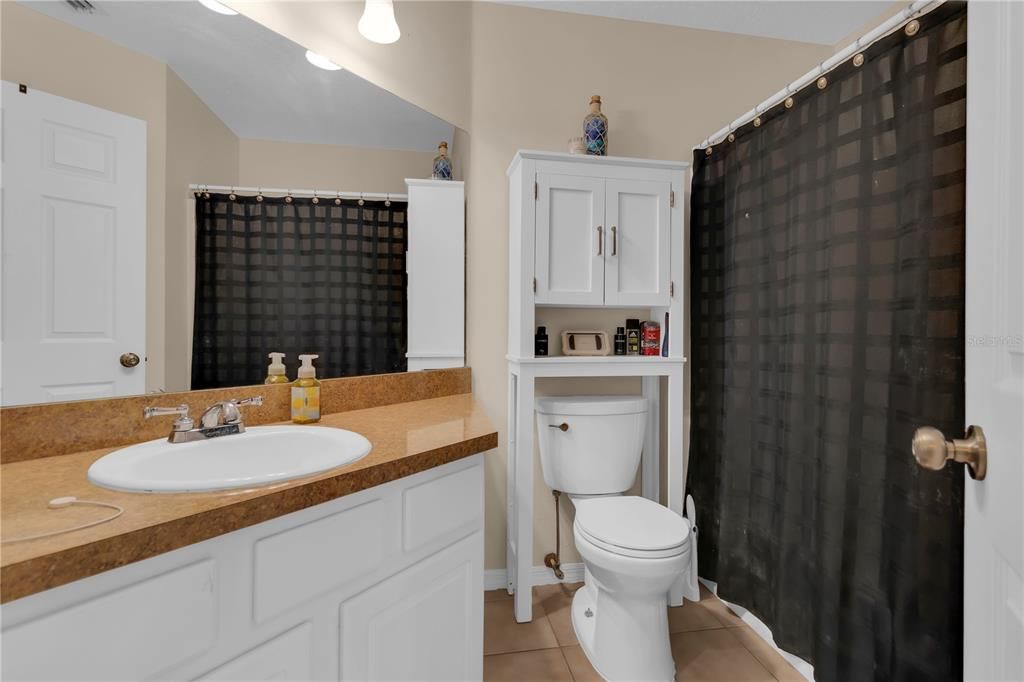 For Sale: $333,000 (3 beds, 2 baths, 1416 Square Feet)