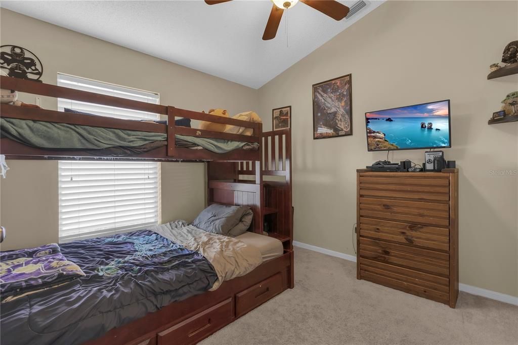 For Sale: $333,000 (3 beds, 2 baths, 1416 Square Feet)