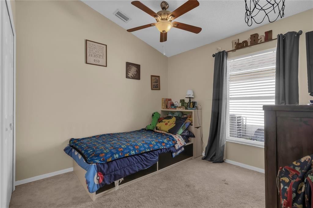 For Sale: $333,000 (3 beds, 2 baths, 1416 Square Feet)