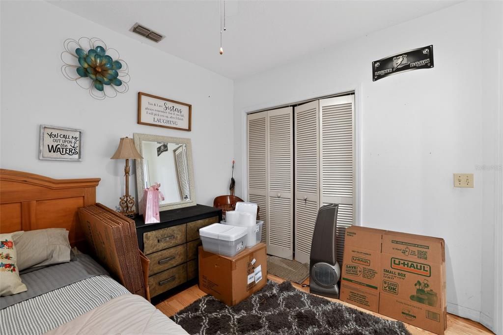 For Sale: $339,900 (3 beds, 2 baths, 1696 Square Feet)