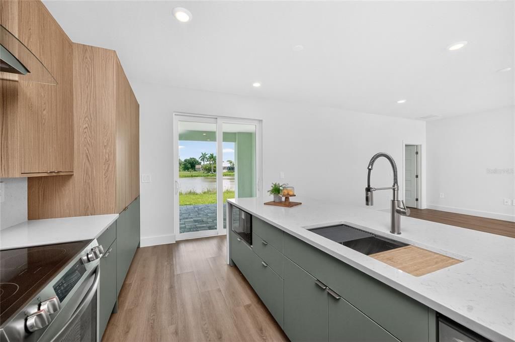 En Venta: $398,000 (3 camas, 2 baños, 1905 Pies cuadrados)