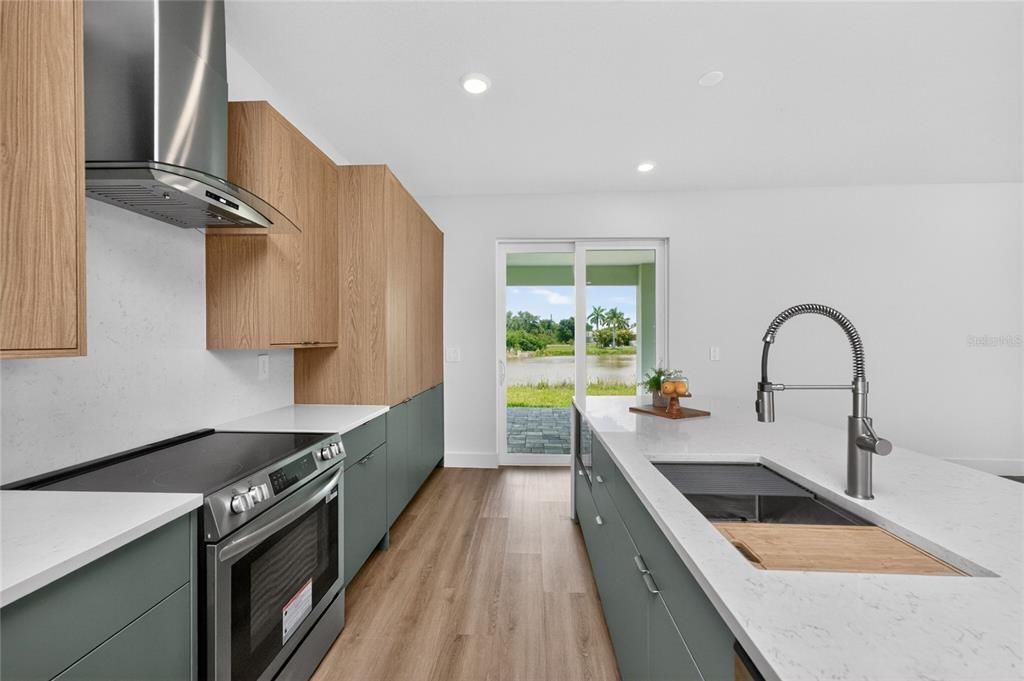 En Venta: $398,000 (3 camas, 2 baños, 1905 Pies cuadrados)