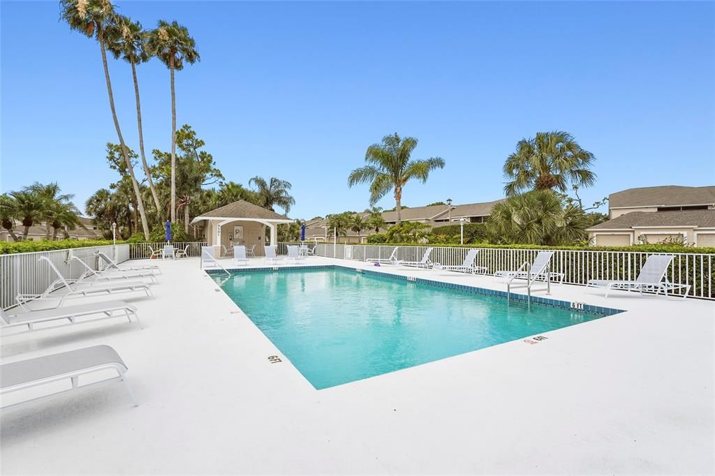 For Sale: $319,000 (2 beds, 2 baths, 1333 Square Feet)