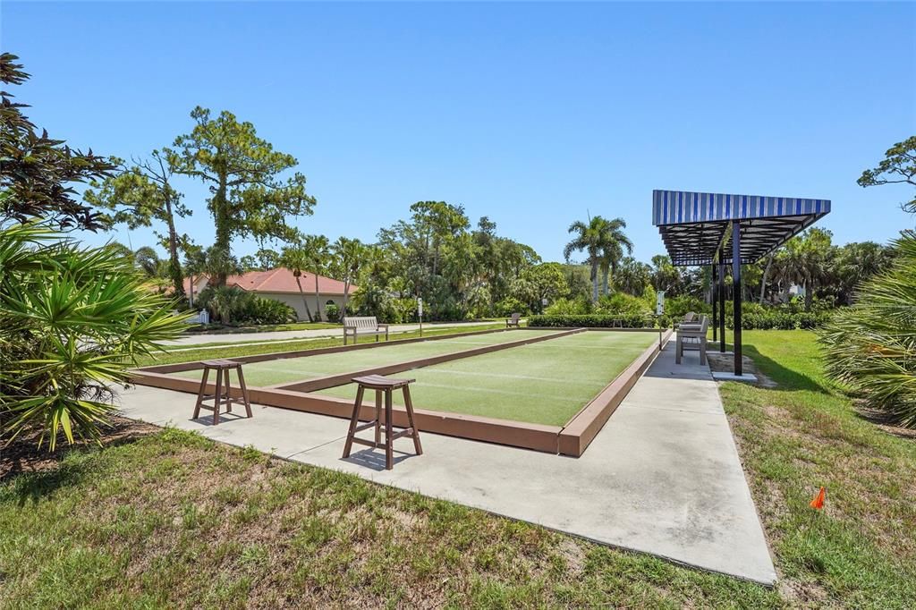For Sale: $319,000 (2 beds, 2 baths, 1333 Square Feet)