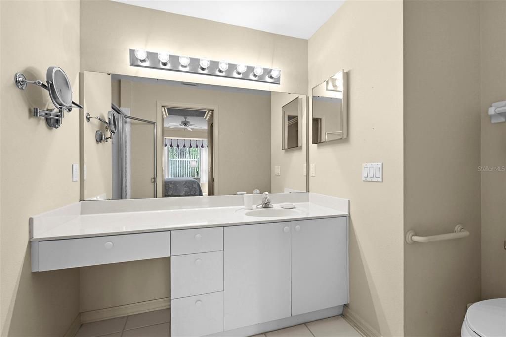 For Sale: $319,000 (2 beds, 2 baths, 1333 Square Feet)