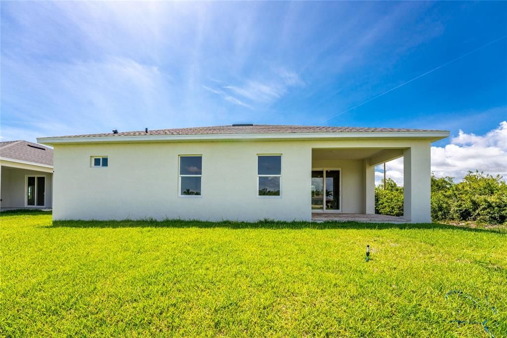 For Sale: $398,000 (3 beds, 2 baths, 1905 Square Feet)