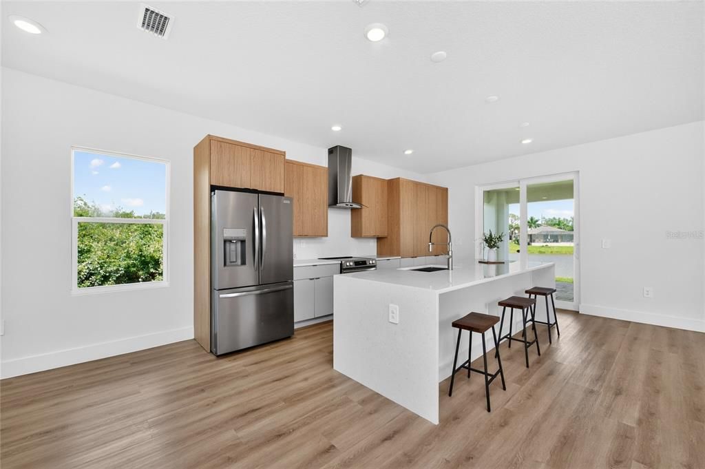 For Sale: $398,000 (3 beds, 2 baths, 1905 Square Feet)
