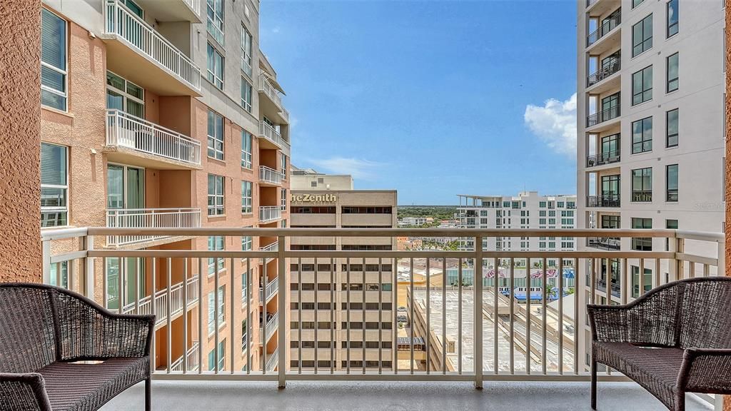 For Rent: $5,250 (2 beds, 2 baths, 1165 Square Feet)