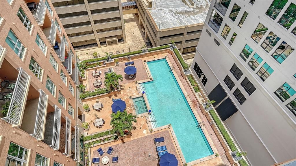 For Rent: $5,250 (2 beds, 2 baths, 1165 Square Feet)