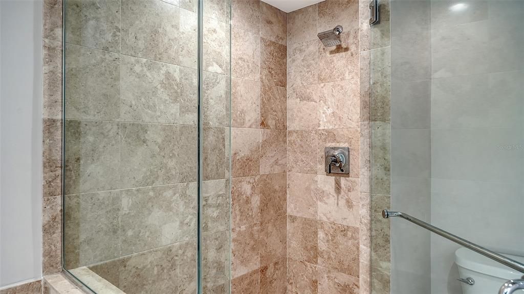 For Rent: $5,250 (2 beds, 2 baths, 1165 Square Feet)