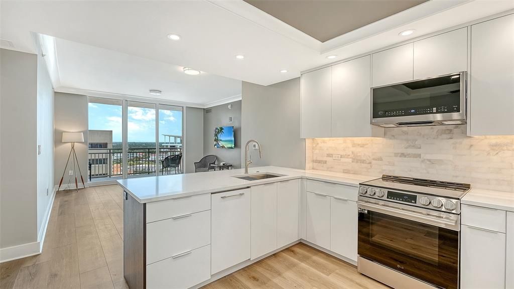 For Rent: $5,250 (2 beds, 2 baths, 1165 Square Feet)