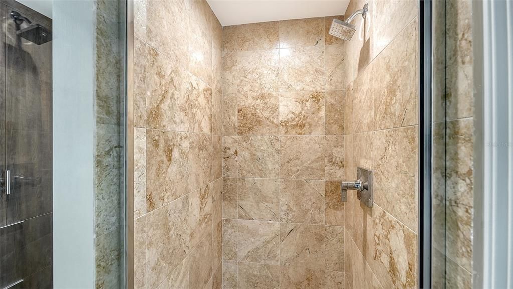For Rent: $5,250 (2 beds, 2 baths, 1165 Square Feet)