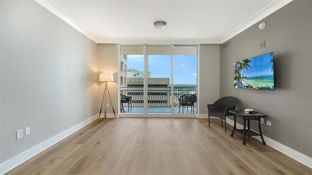 For Rent: $5,250 (2 beds, 2 baths, 1165 Square Feet)