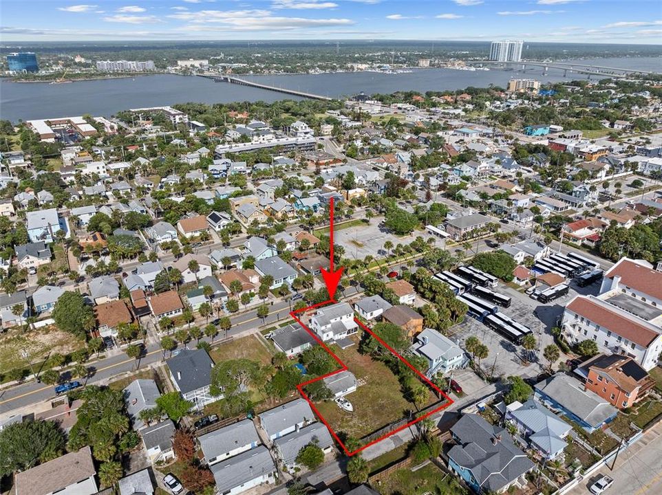 En Venta: $450,000 (3 camas, 2 baños, 1732 Pies cuadrados)