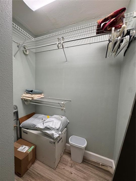 For Rent: $1,800 (2 beds, 2 baths, 951 Square Feet)