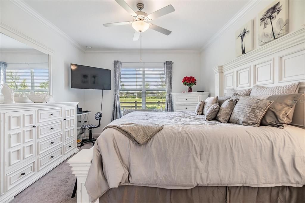 For Sale: $235,000 (2 beds, 2 baths, 1413 Square Feet)