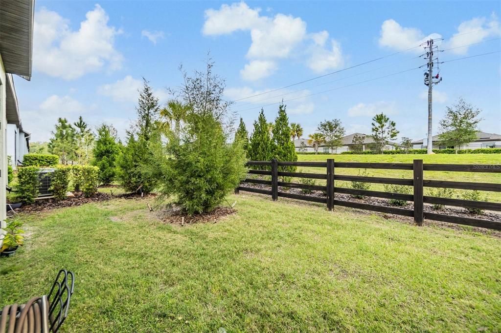 For Sale: $235,000 (2 beds, 2 baths, 1413 Square Feet)