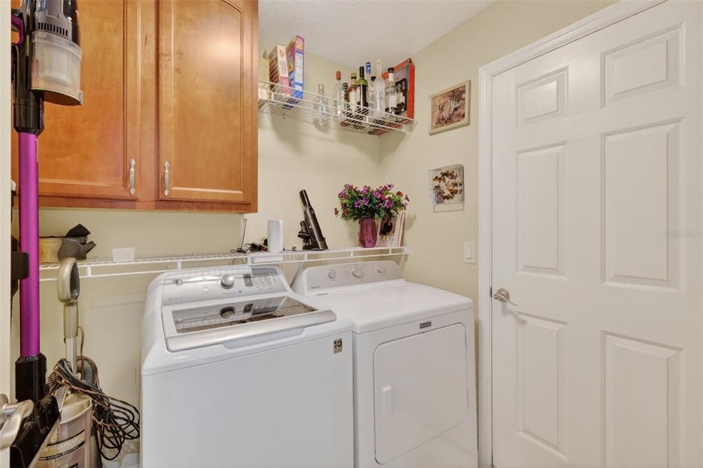 For Sale: $515,000 (3 beds, 2 baths, 1864 Square Feet)