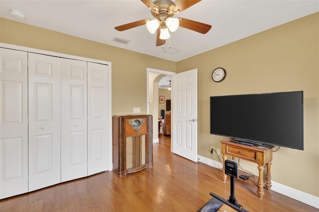For Sale: $515,000 (3 beds, 2 baths, 1864 Square Feet)