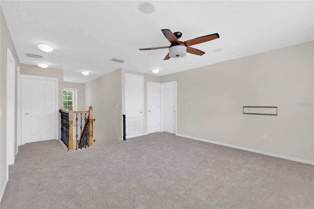 For Sale: $415,000 (3 beds, 2 baths, 2251 Square Feet)