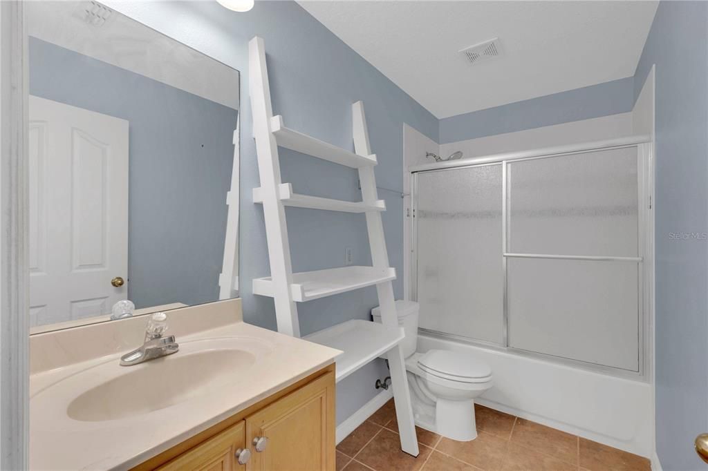 For Sale: $415,000 (3 beds, 2 baths, 2251 Square Feet)