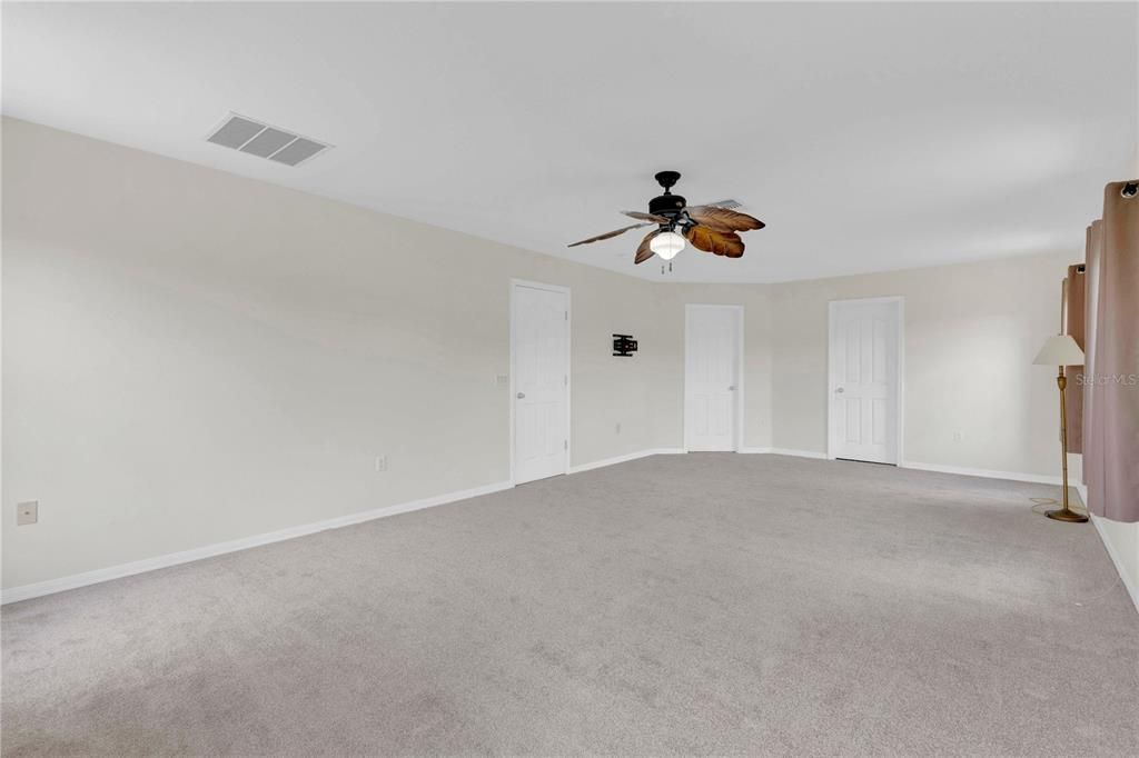 For Sale: $415,000 (3 beds, 2 baths, 2251 Square Feet)