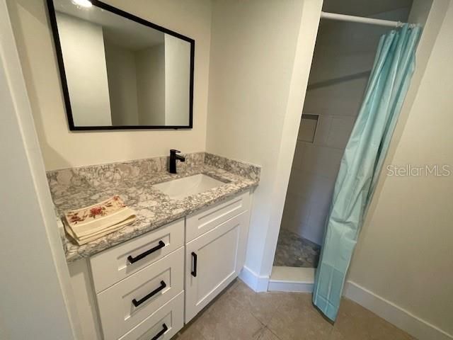 В аренду: $1,600 (2 спален, 2 ванн, 1120 Квадратных фут)