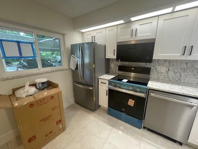 В аренду: $1,600 (2 спален, 2 ванн, 1120 Квадратных фут)