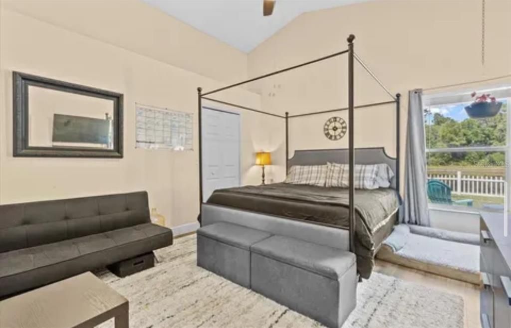 В аренду: $2,900 (5 спален, 2 ванн, 1801 Квадратных фут)