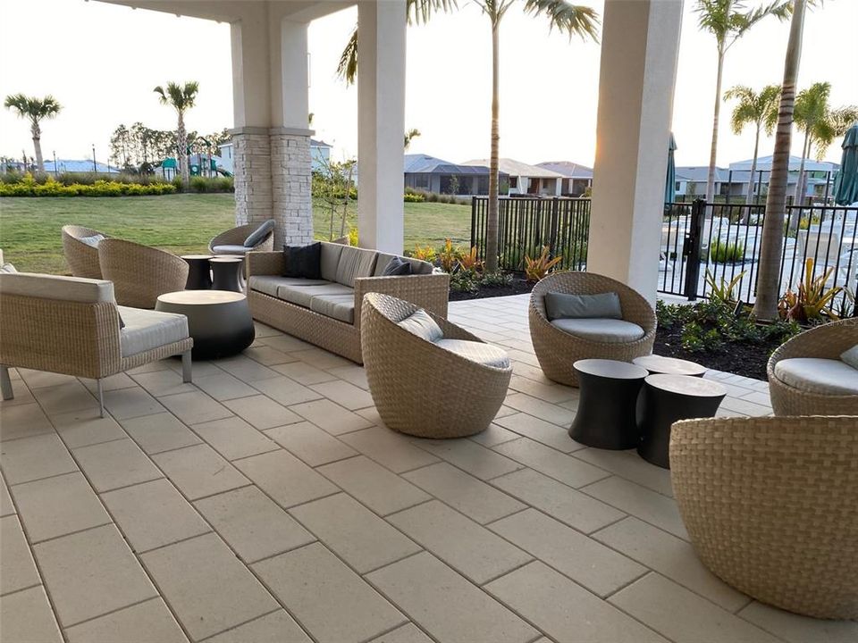 For Rent: $2,950 (3 beds, 2 baths, 1795 Square Feet)