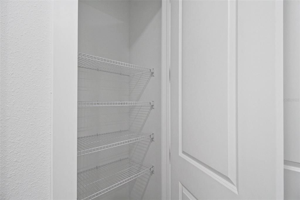 For Rent: $2,950 (3 beds, 2 baths, 1795 Square Feet)