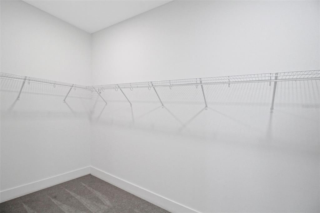 For Rent: $2,950 (3 beds, 2 baths, 1795 Square Feet)