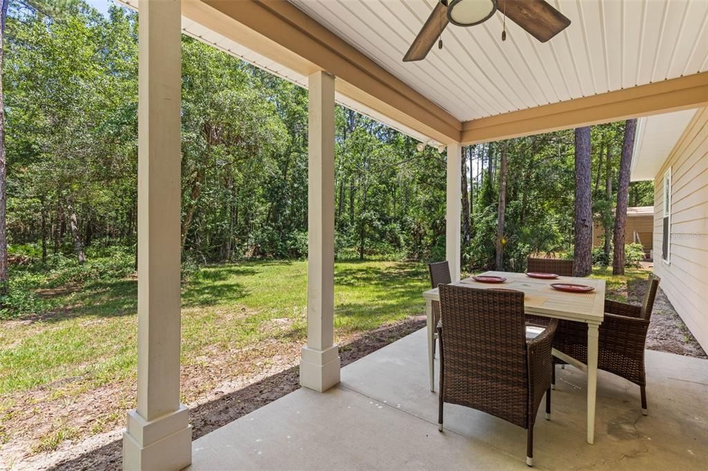 En Venta: $699,900 (4 camas, 3 baños, 2283 Pies cuadrados)