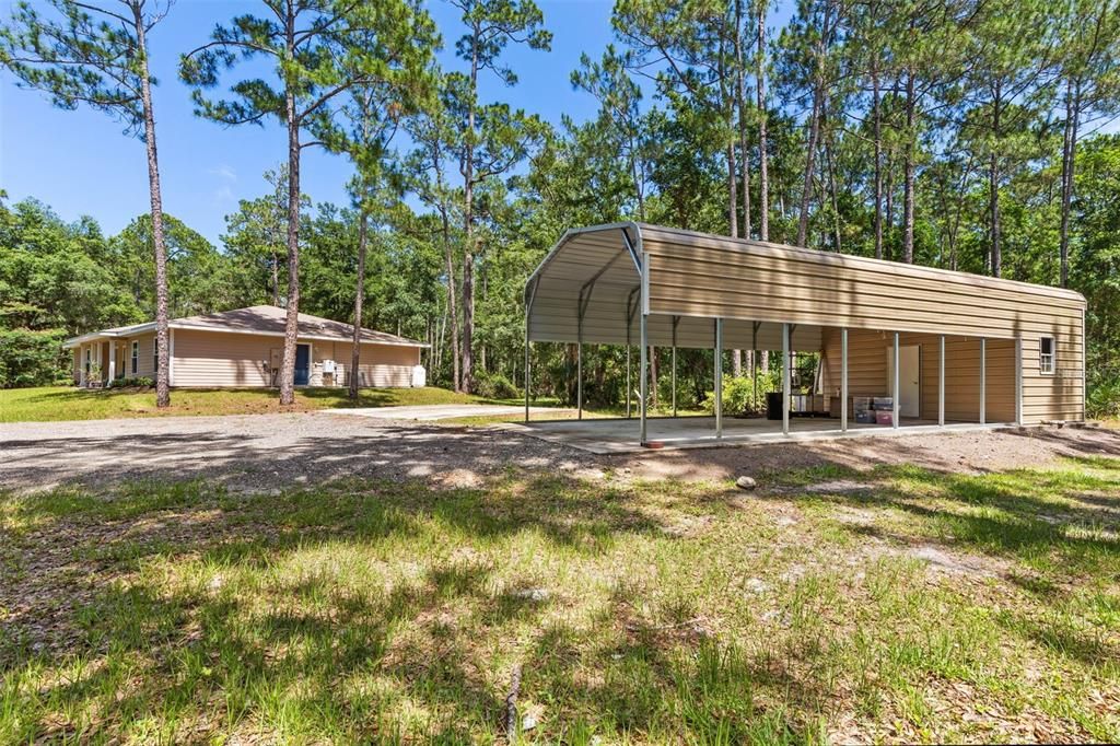 En Venta: $699,900 (4 camas, 3 baños, 2283 Pies cuadrados)