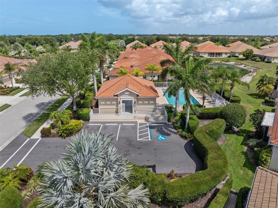For Sale: $315,000 (2 beds, 2 baths, 1560 Square Feet)