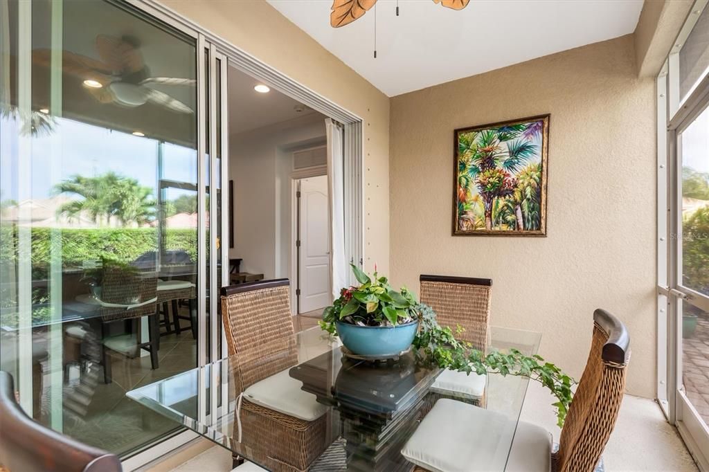 For Sale: $315,000 (2 beds, 2 baths, 1560 Square Feet)