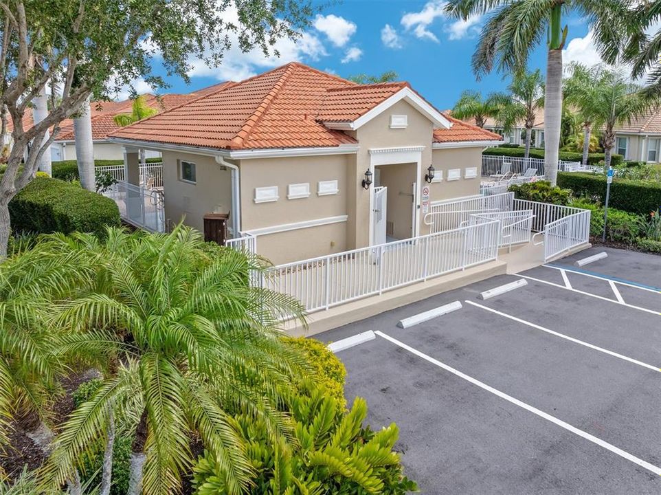 For Sale: $315,000 (2 beds, 2 baths, 1560 Square Feet)