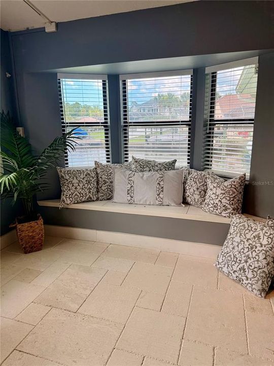 Activo con contrato: $760,000 (3 camas, 2 baños, 2654 Pies cuadrados)