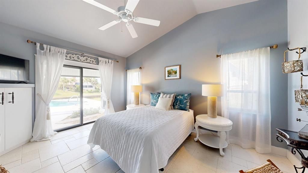 For Sale: $760,000 (3 beds, 2 baths, 2354 Square Feet)