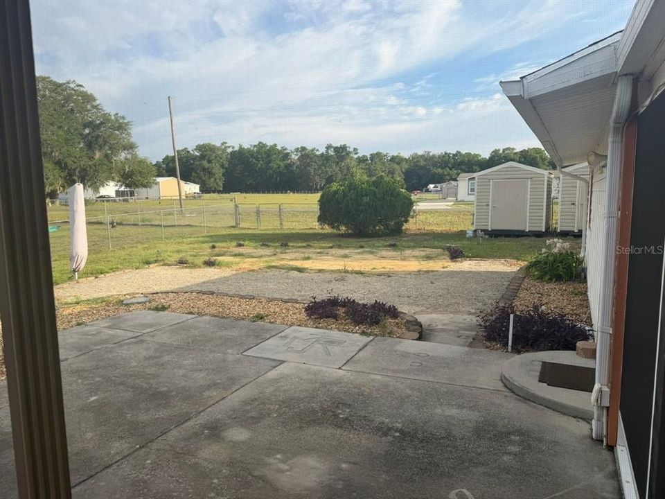 For Rent: $1,700 (3 beds, 2 baths, 1056 Square Feet)