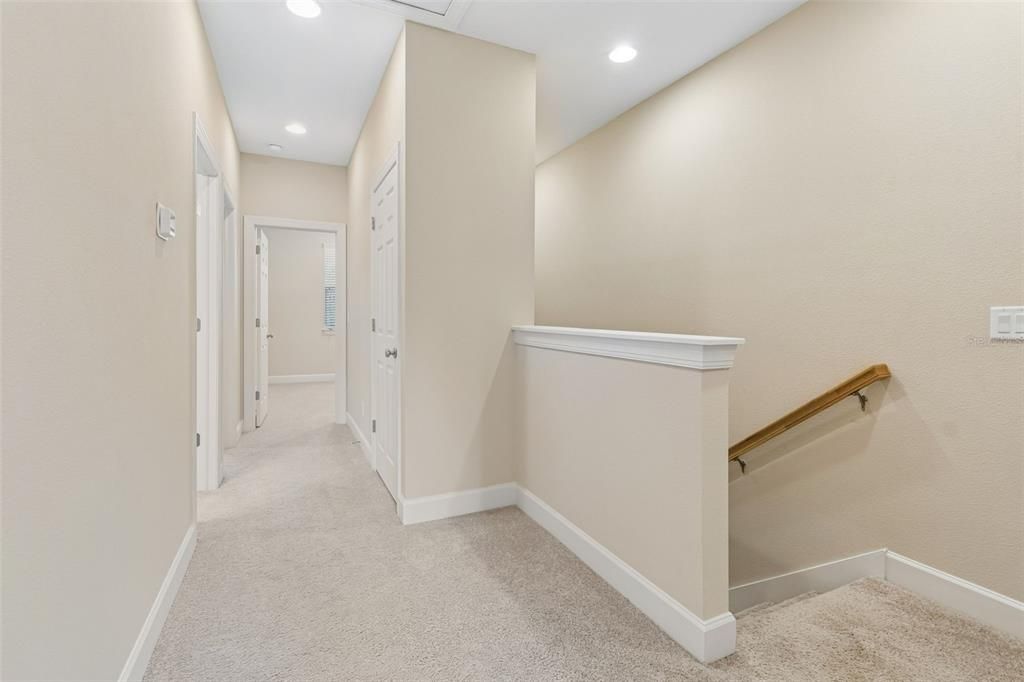 For Sale: $339,900 (3 beds, 2 baths, 1525 Square Feet)