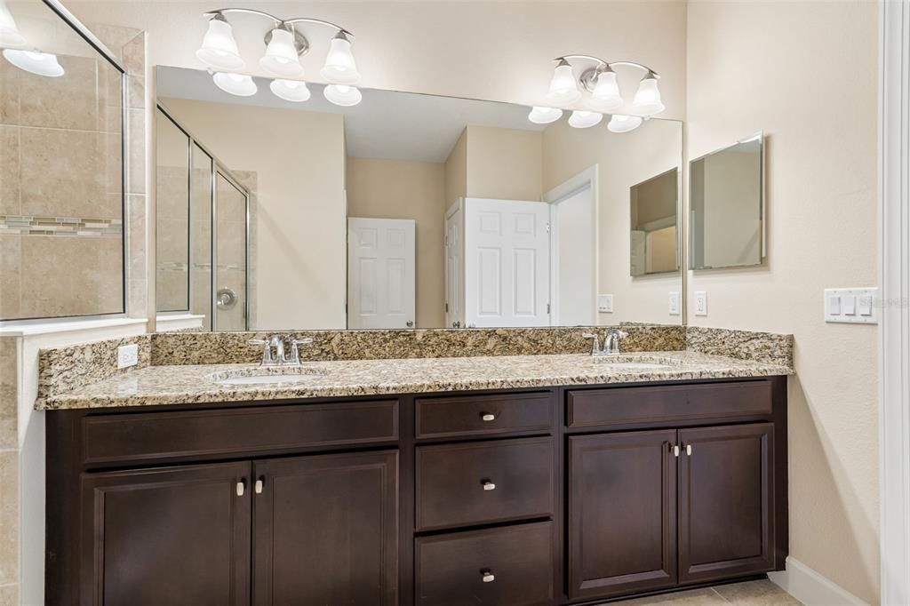 For Sale: $339,900 (3 beds, 2 baths, 1525 Square Feet)
