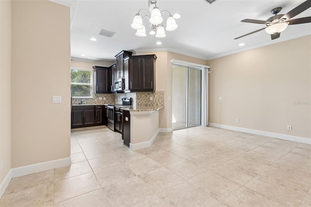 For Sale: $339,900 (3 beds, 2 baths, 1525 Square Feet)